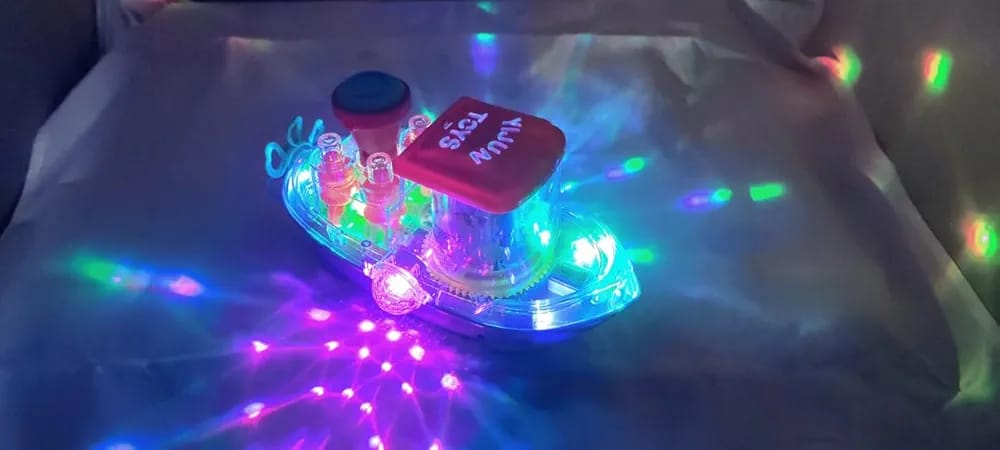 Gear Ship Bump and Go Toy